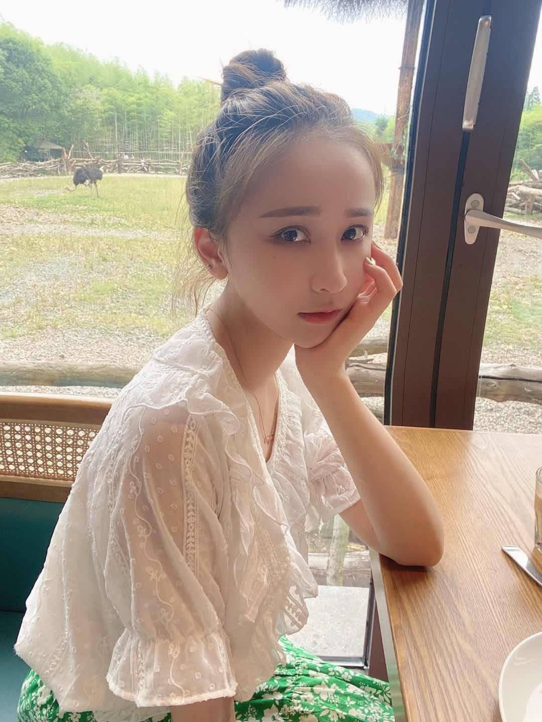 三亚顶级外围模特